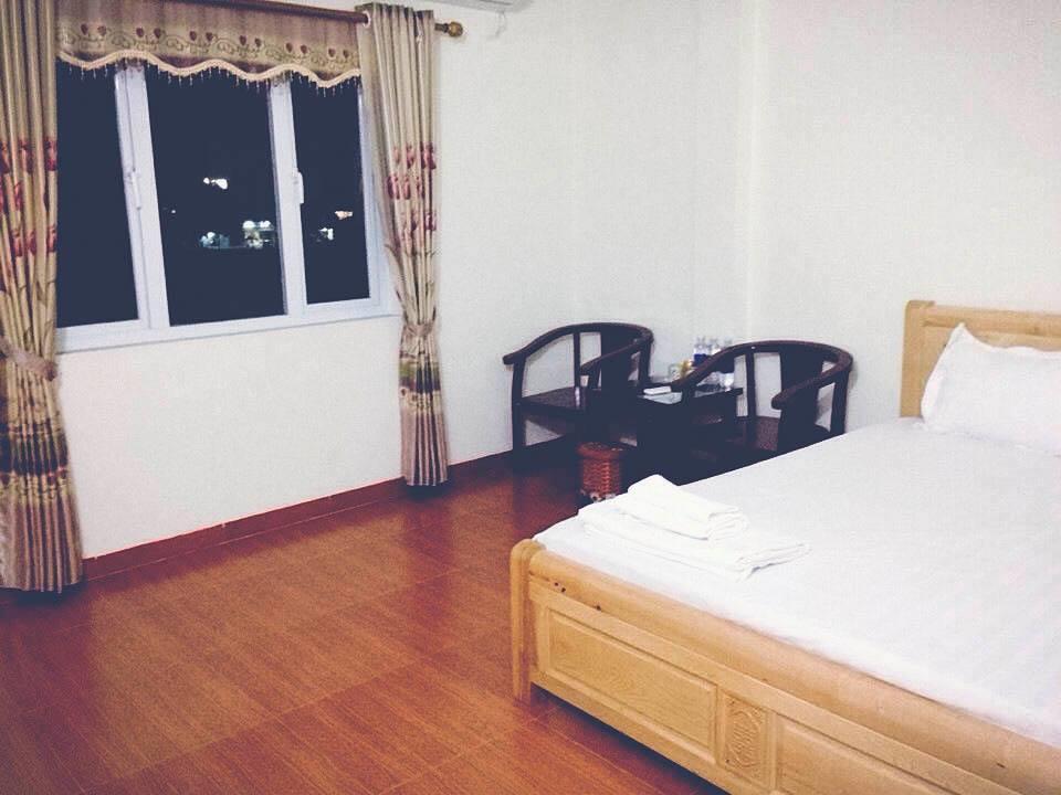 Van Anh Hotel Thạch Lỗi Buitenkant foto