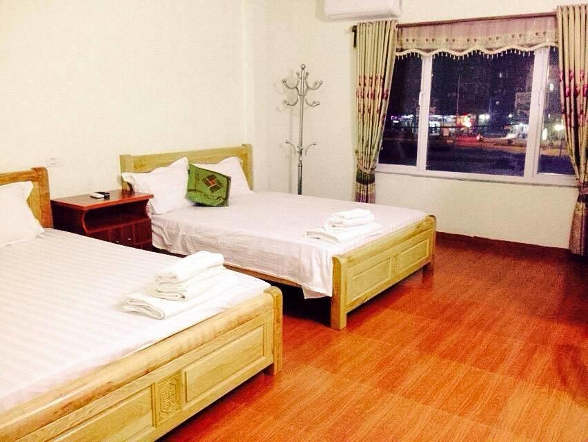 Van Anh Hotel Thạch Lỗi Buitenkant foto